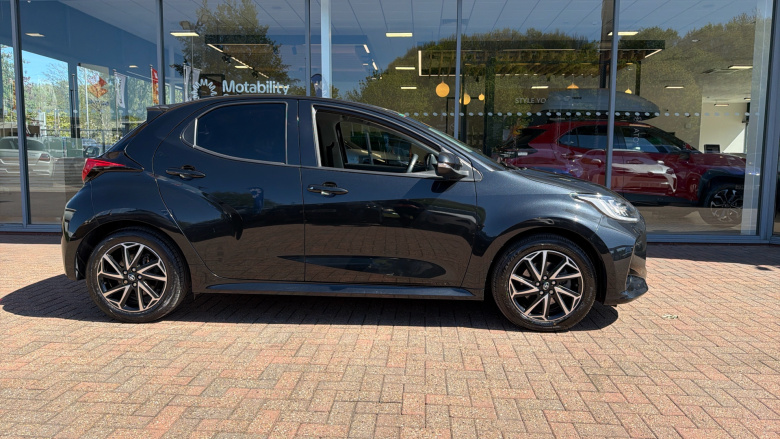 Toyota Yaris 1.5 Hybrid Design 5dr CVT Hybrid Hatchback